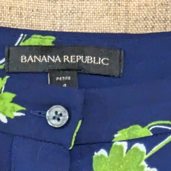 Banana Republic Button Front Pleated Skirt Kelly Green Navy Size 4 - Picture 4 of 5